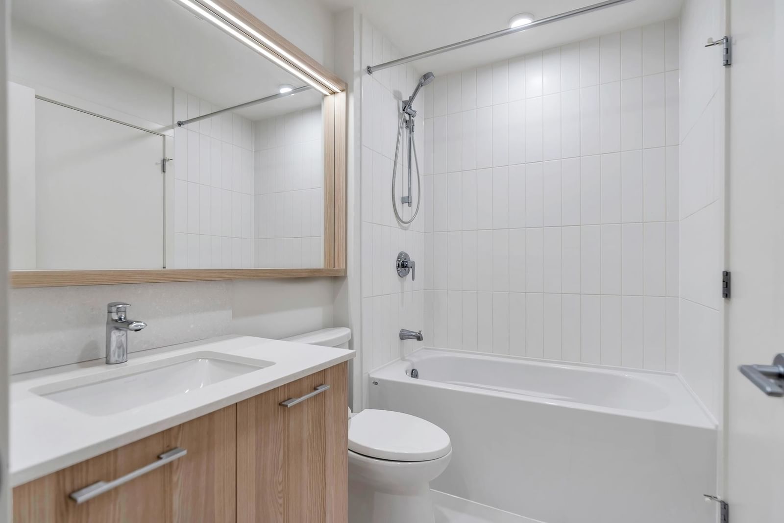 Listing Image 27