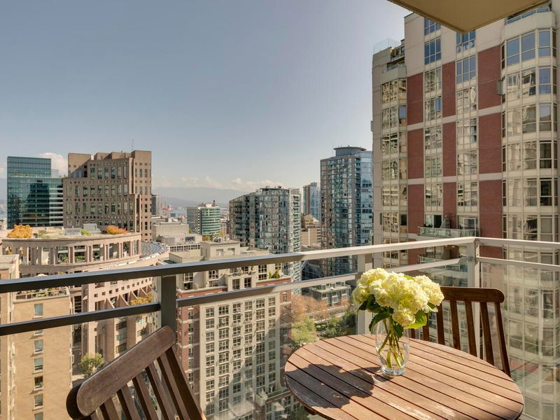 888 Homer Street #2304, Vancouver, British Columbia (MLS R2953917)