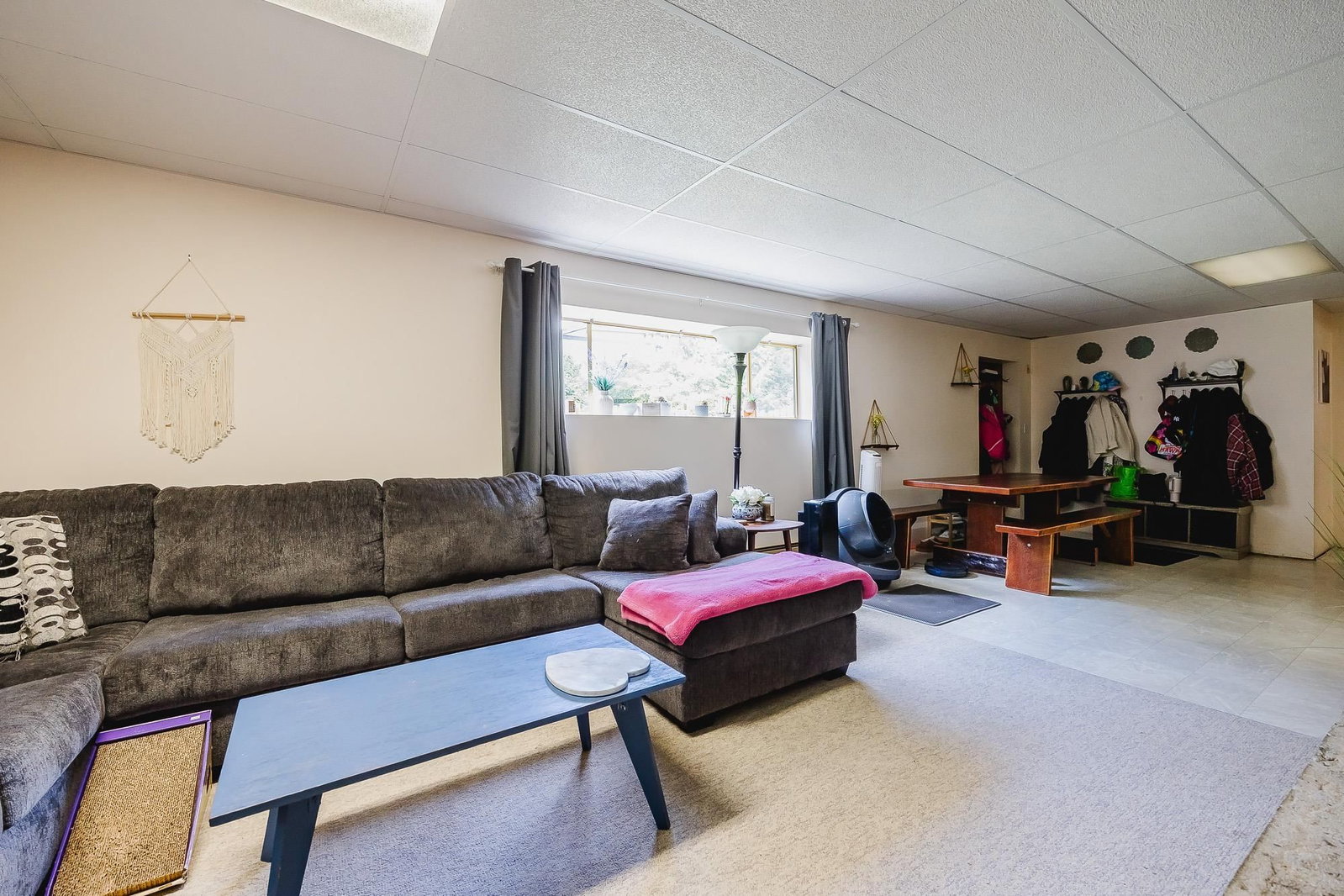Listing Image 32