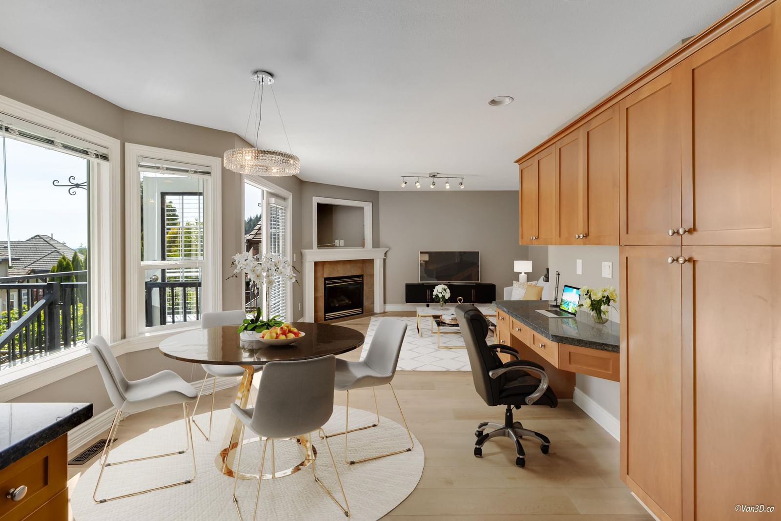 Listing Image 10