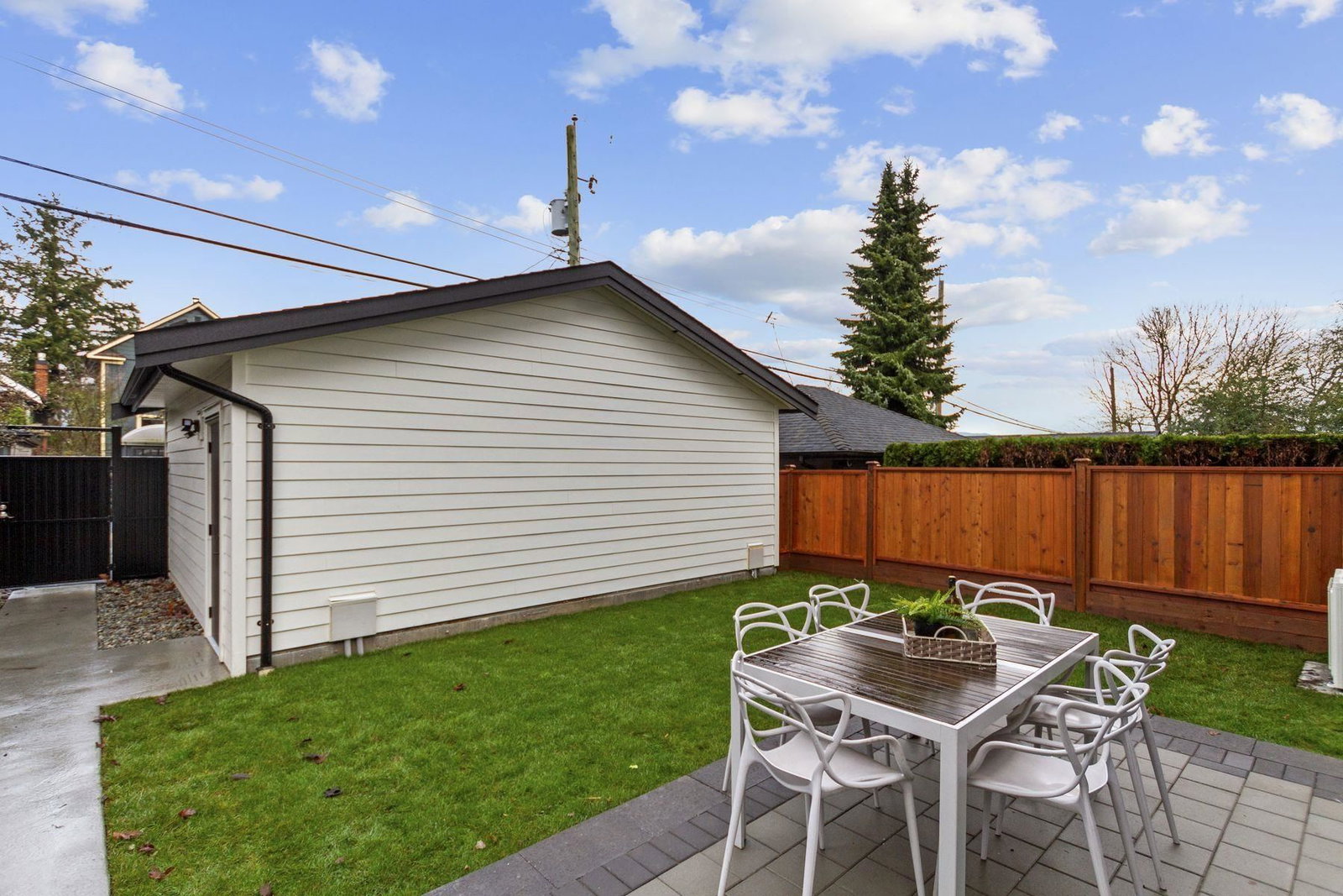 Listing Image 23