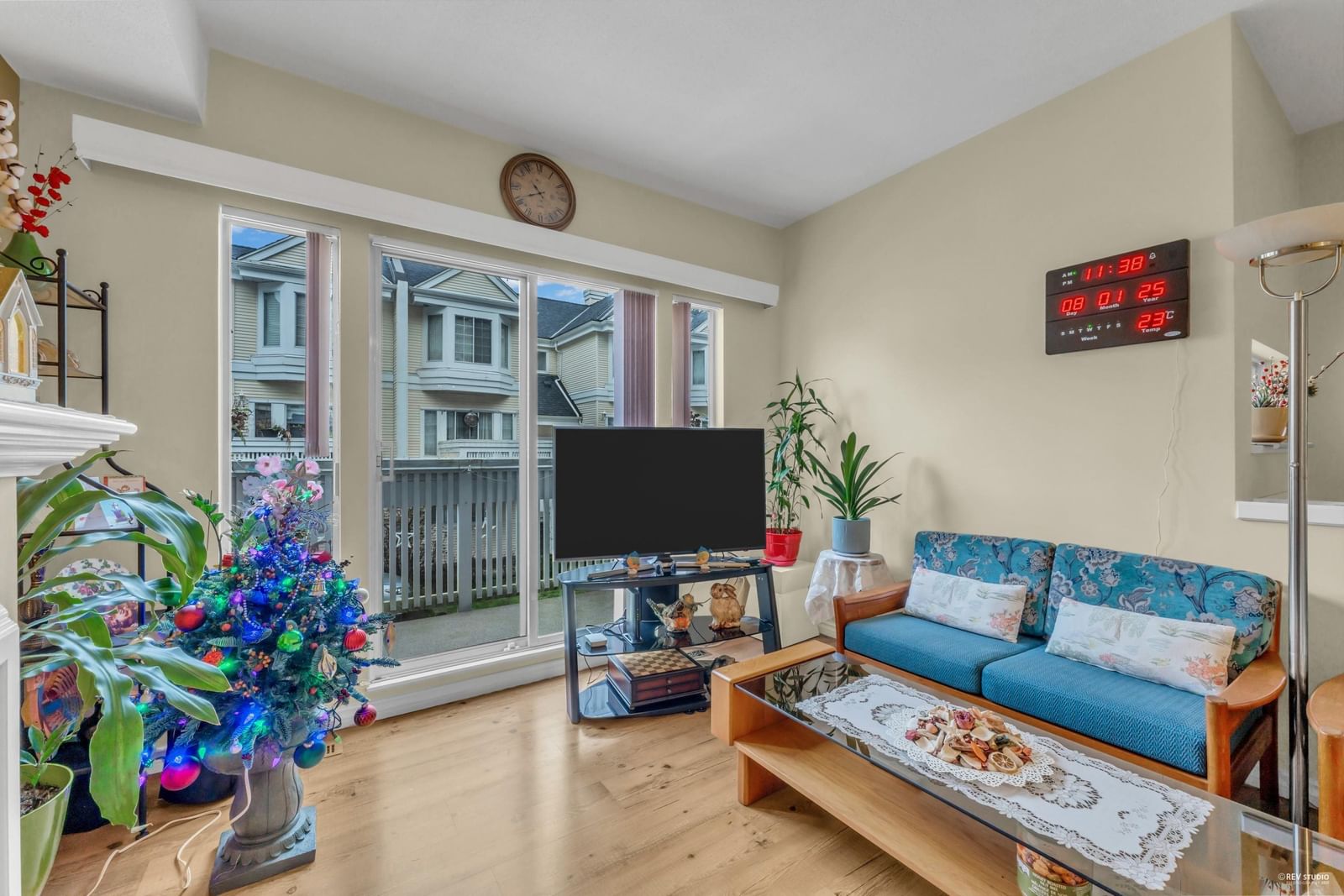 Listing Image 13