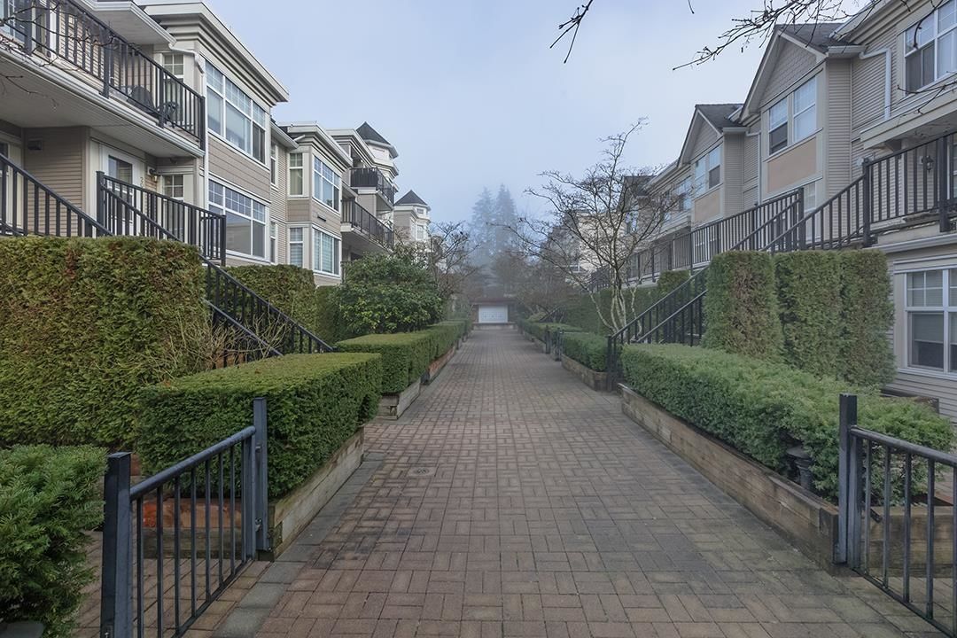 Listing Image 17