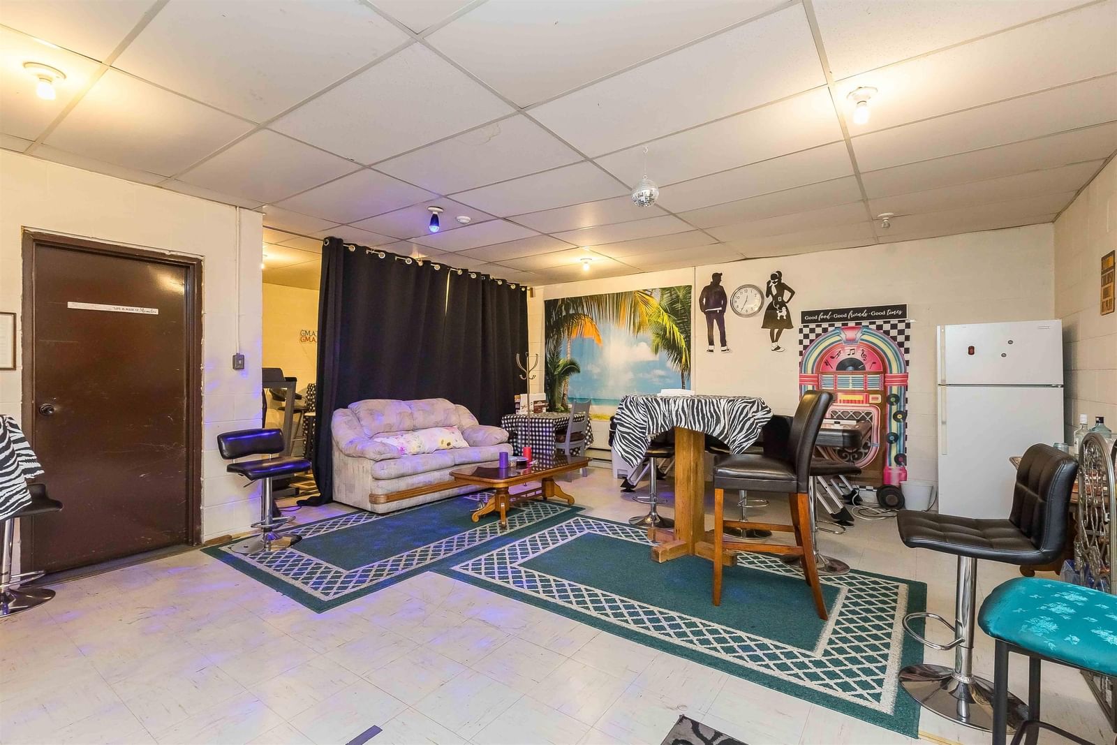 Listing Image 30