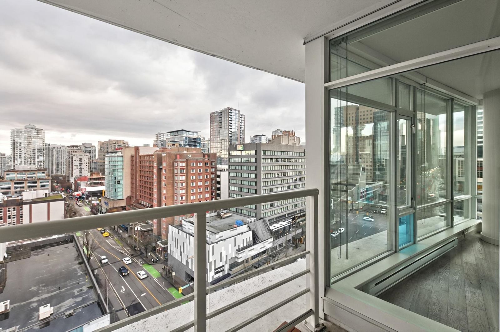 Listing Image 15