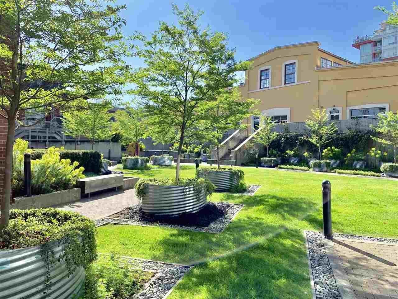 Listing Image 18