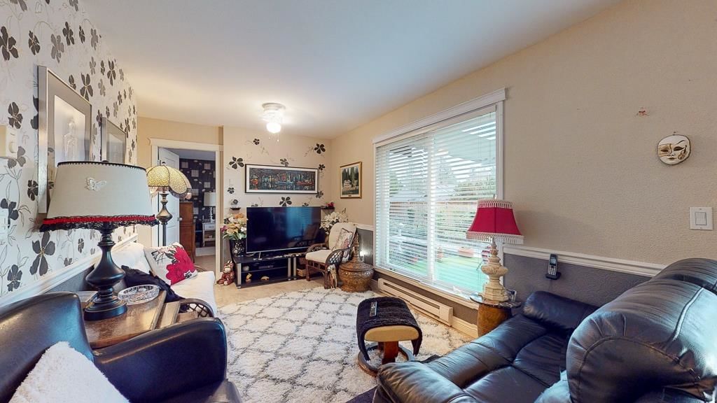 Listing Image 18