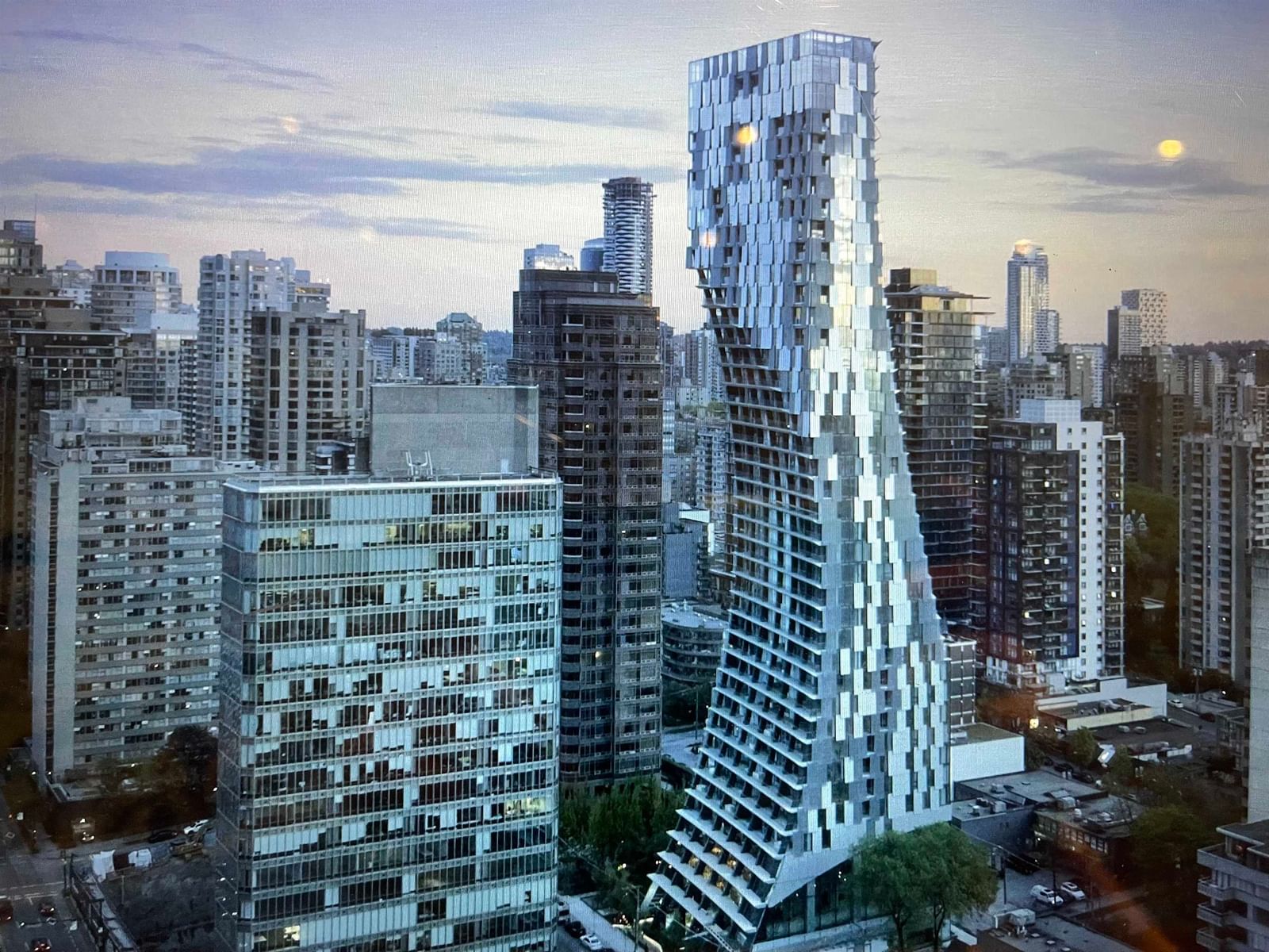Listing Image 1