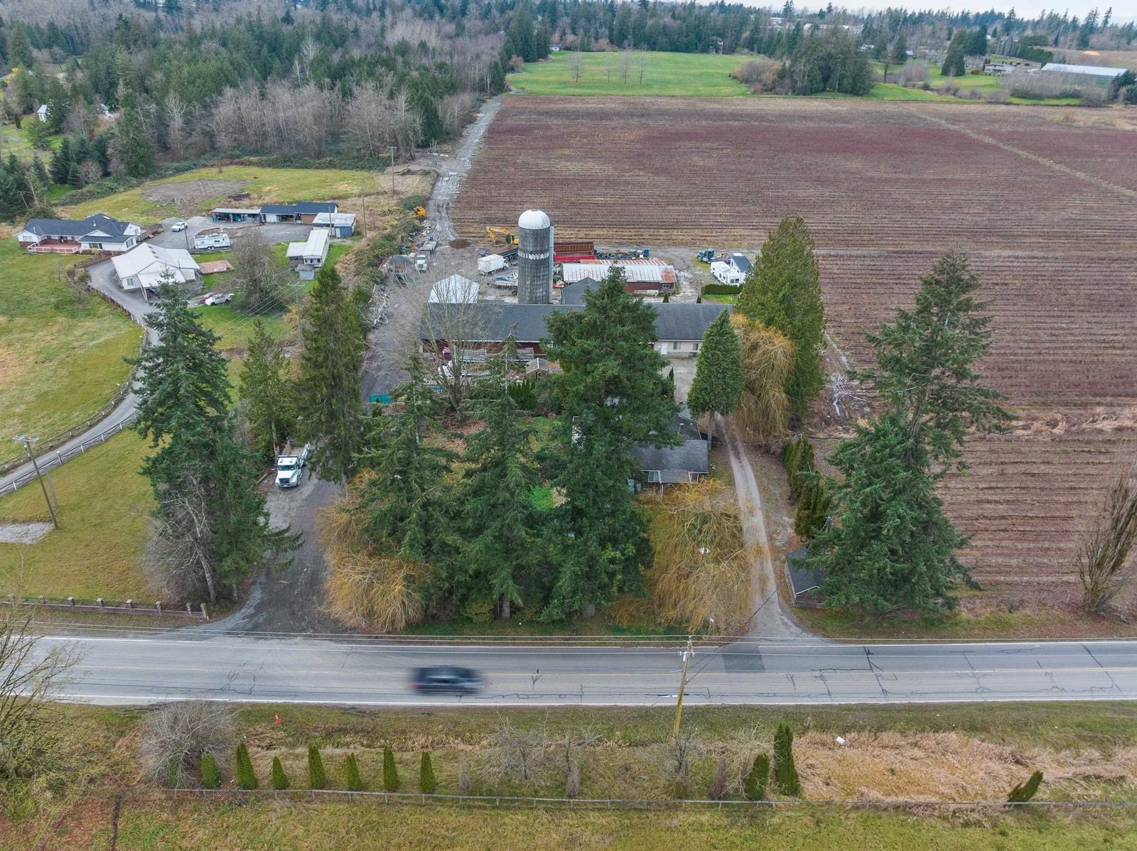 Listing Image 6