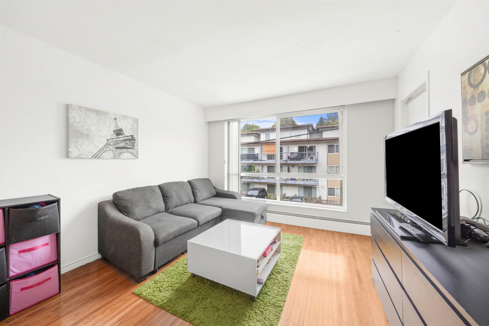Listing Image 18
