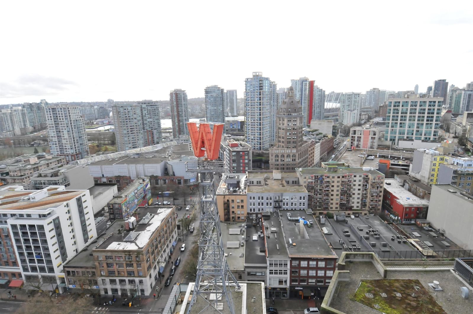 Listing Image 11