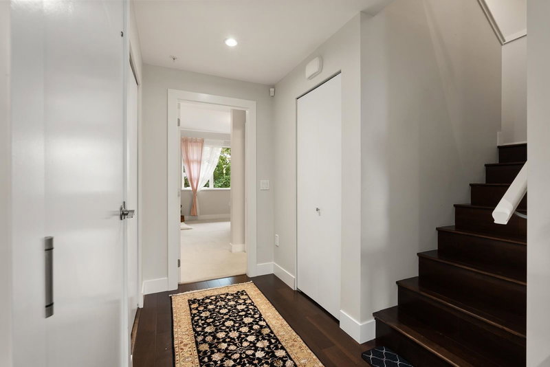 209 - 13585 16 Avenue, Surrey, V4A 1P6 | Image 3