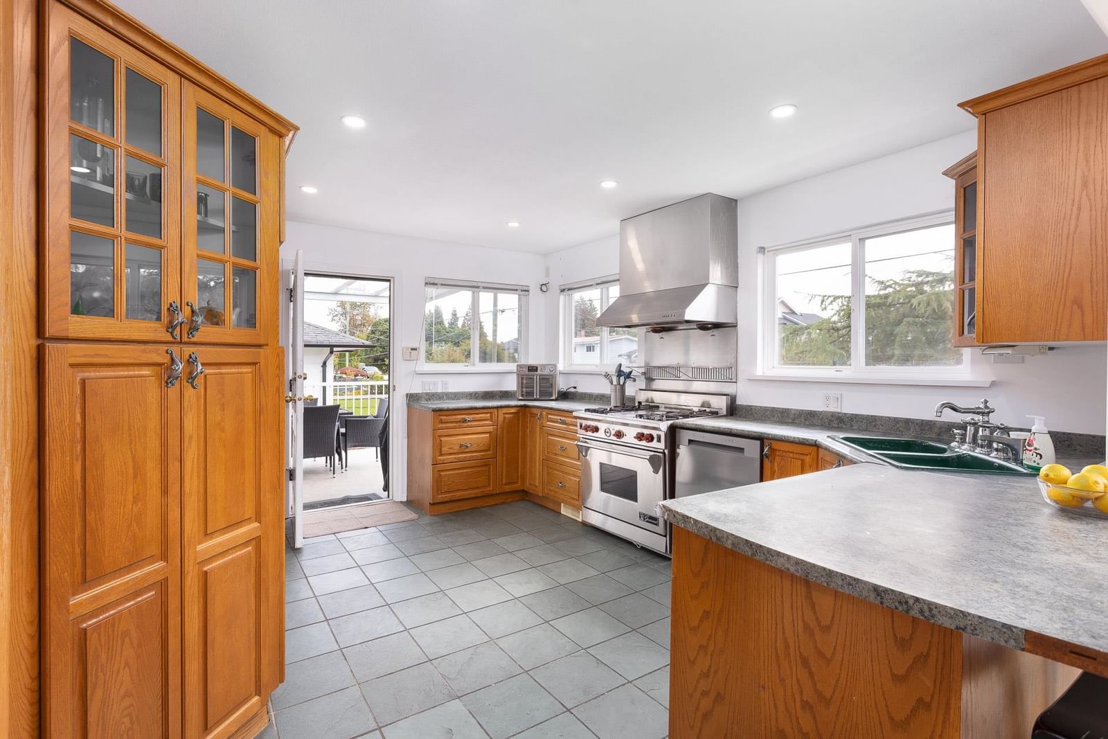 Listing Image 13