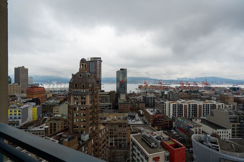 Listing Image 10