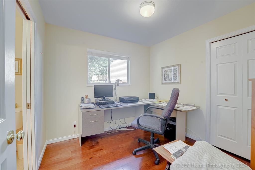 Listing Image 18