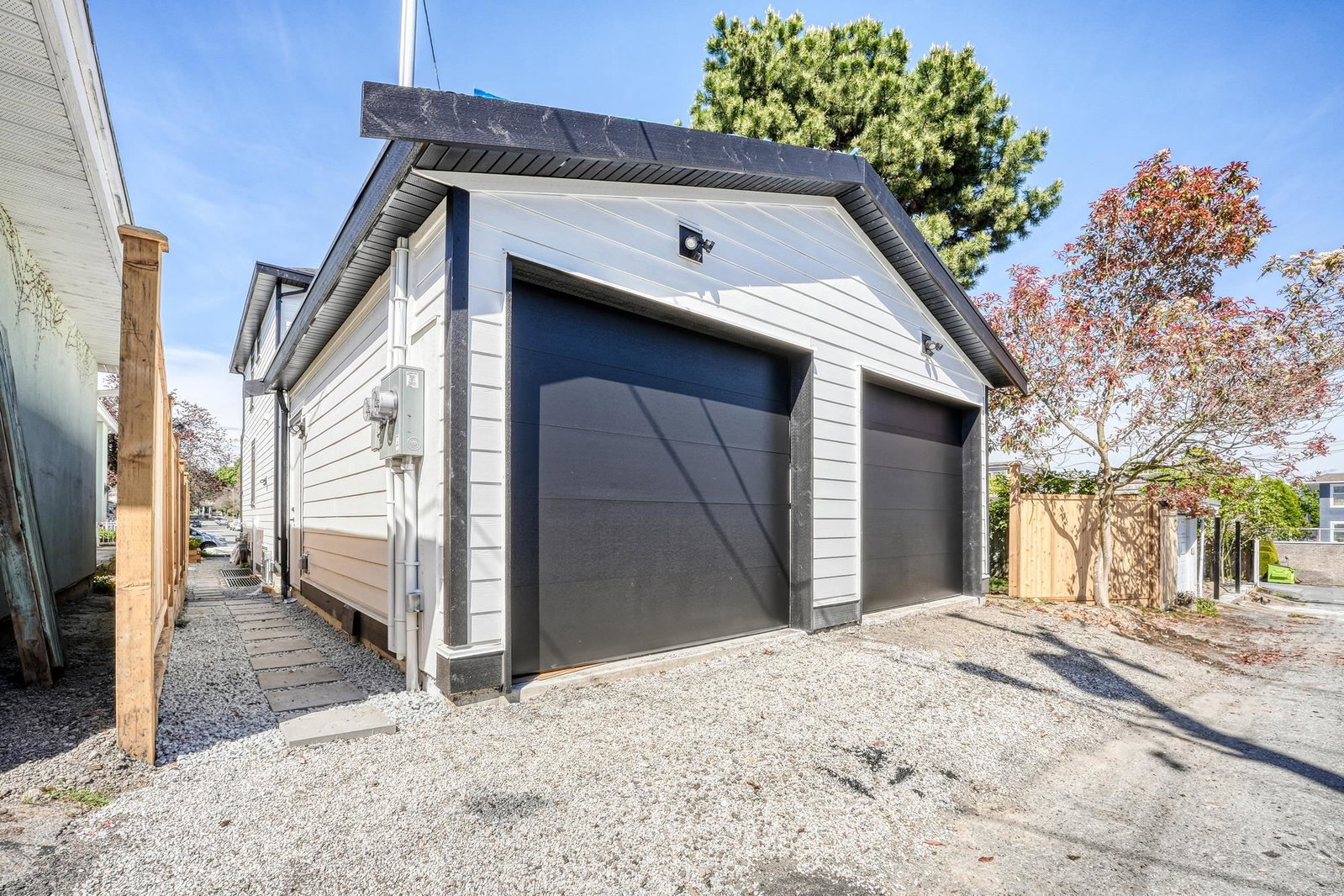 Listing Image 20