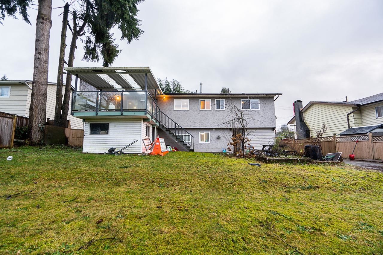Listing Image 16