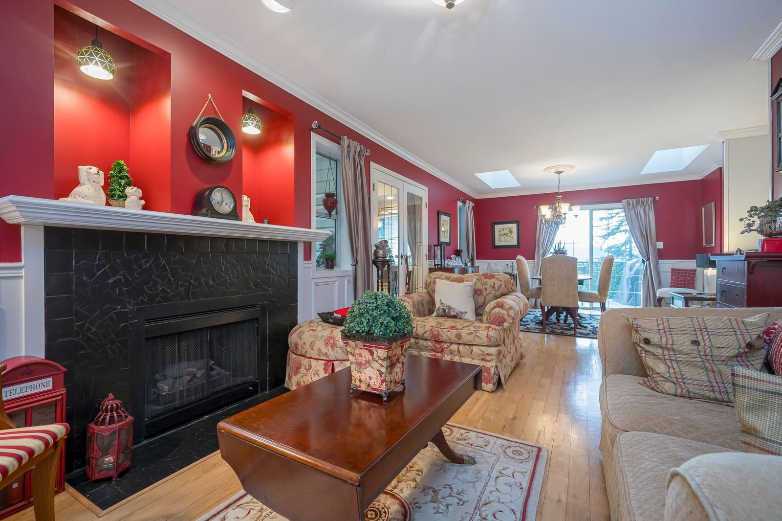 Listing Image 9