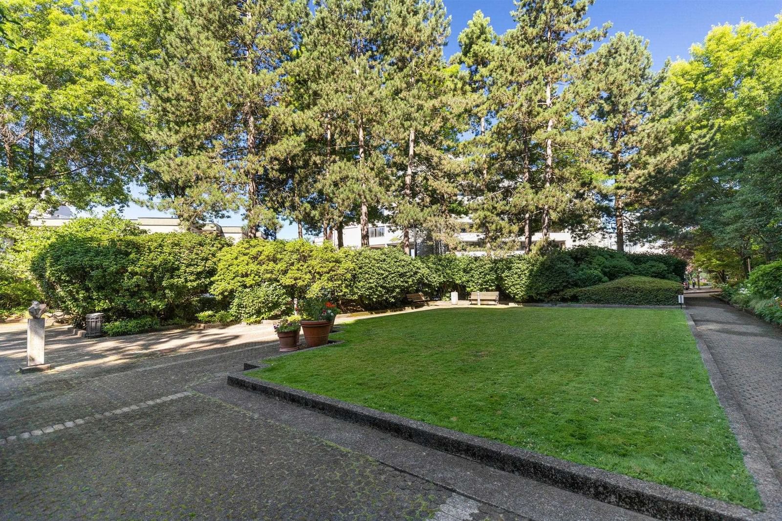 Listing Image 27