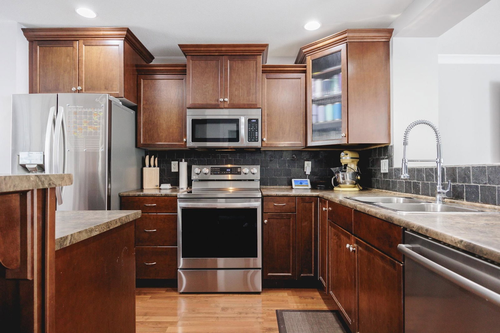 Listing Image 15