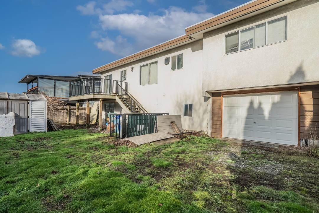 Listing Image 9