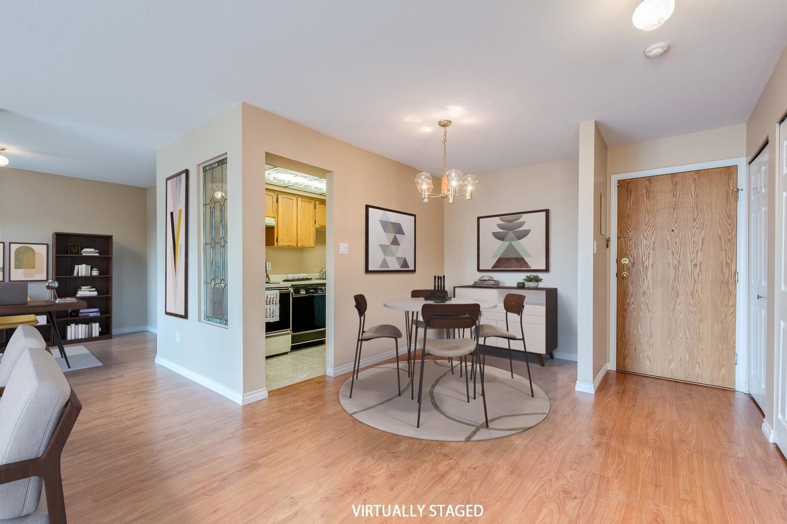 Listing Image 9
