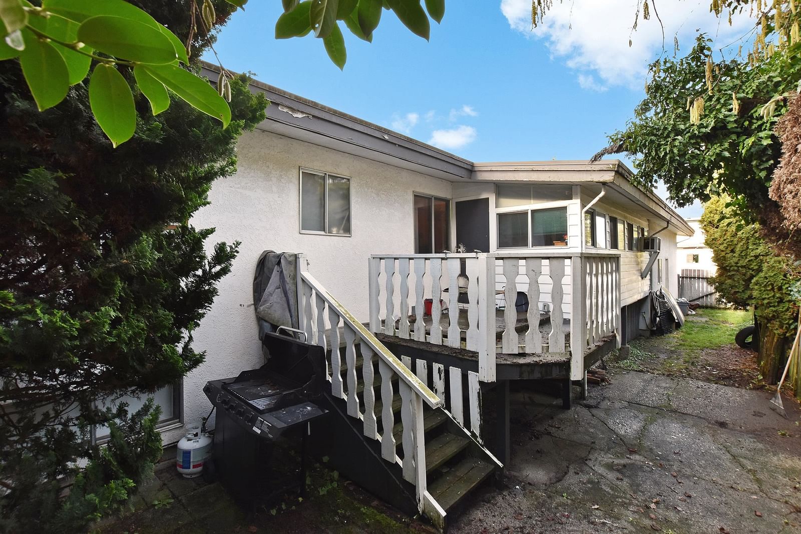 Listing Image 17