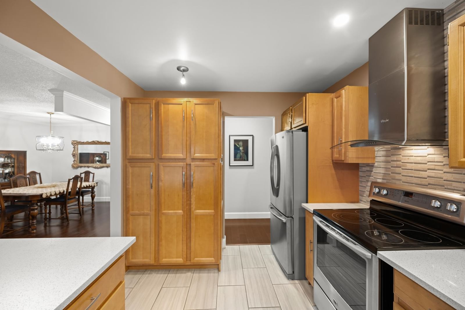Listing Image 18