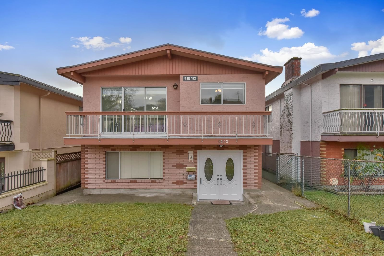 Listing Image 1