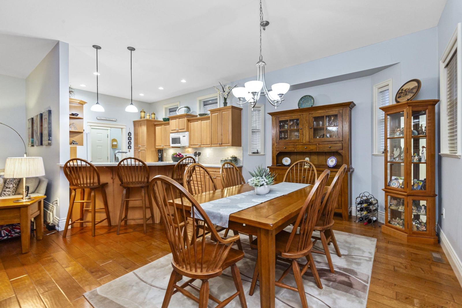 Listing Image 13