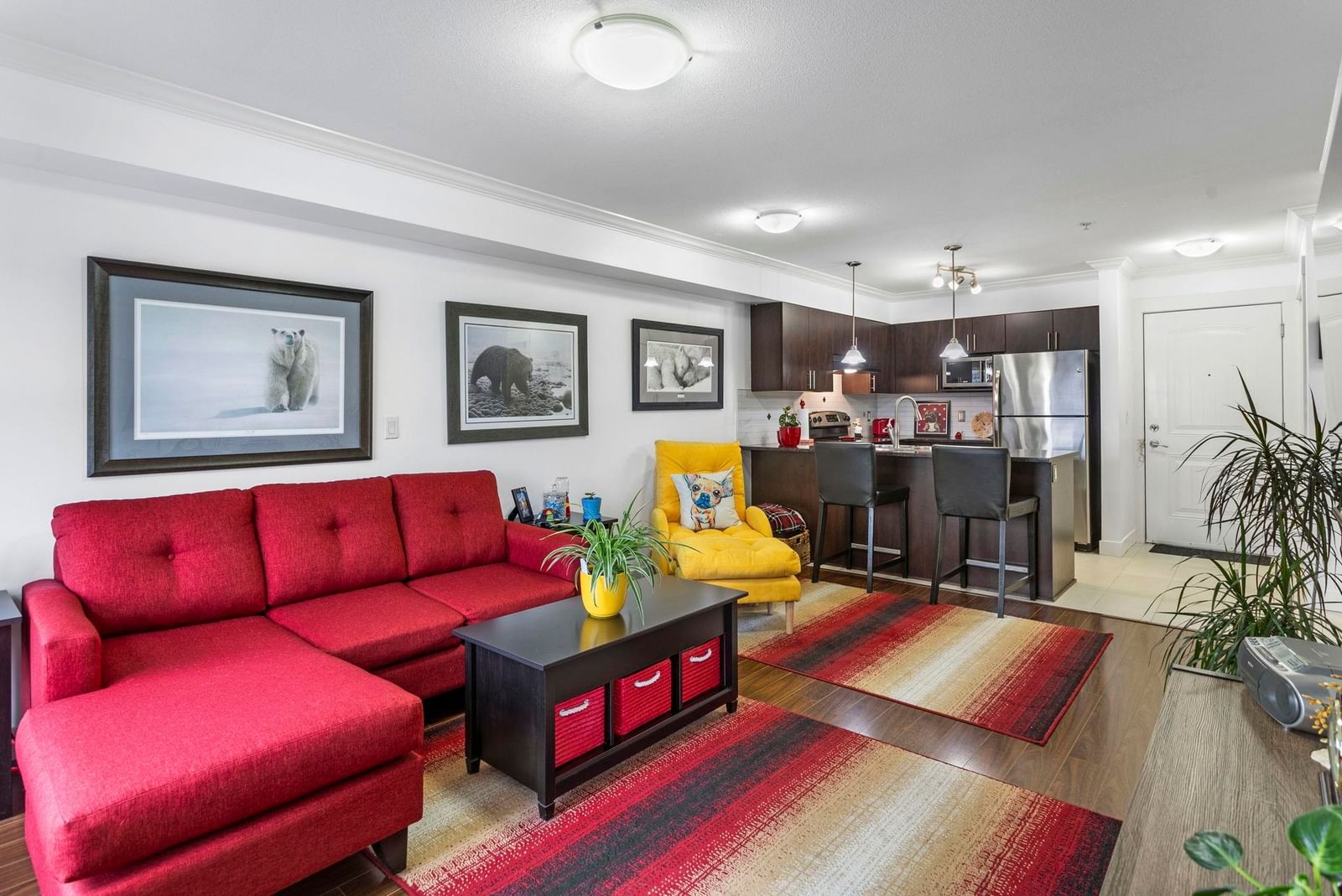 Listing Image 9