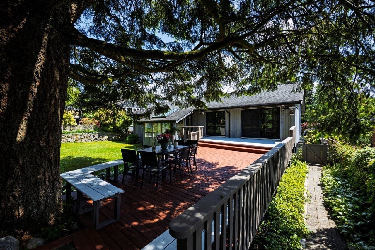 Listing Image 14