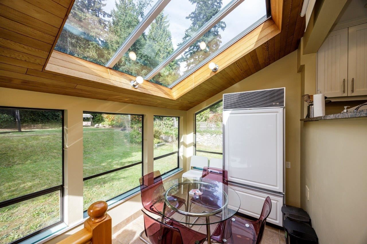 Listing Image 8