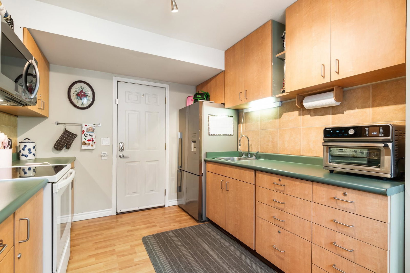 Listing Image 14