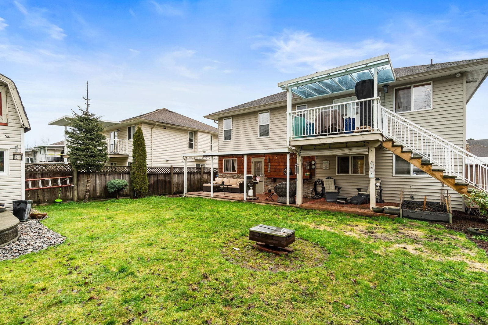 Listing Image 6