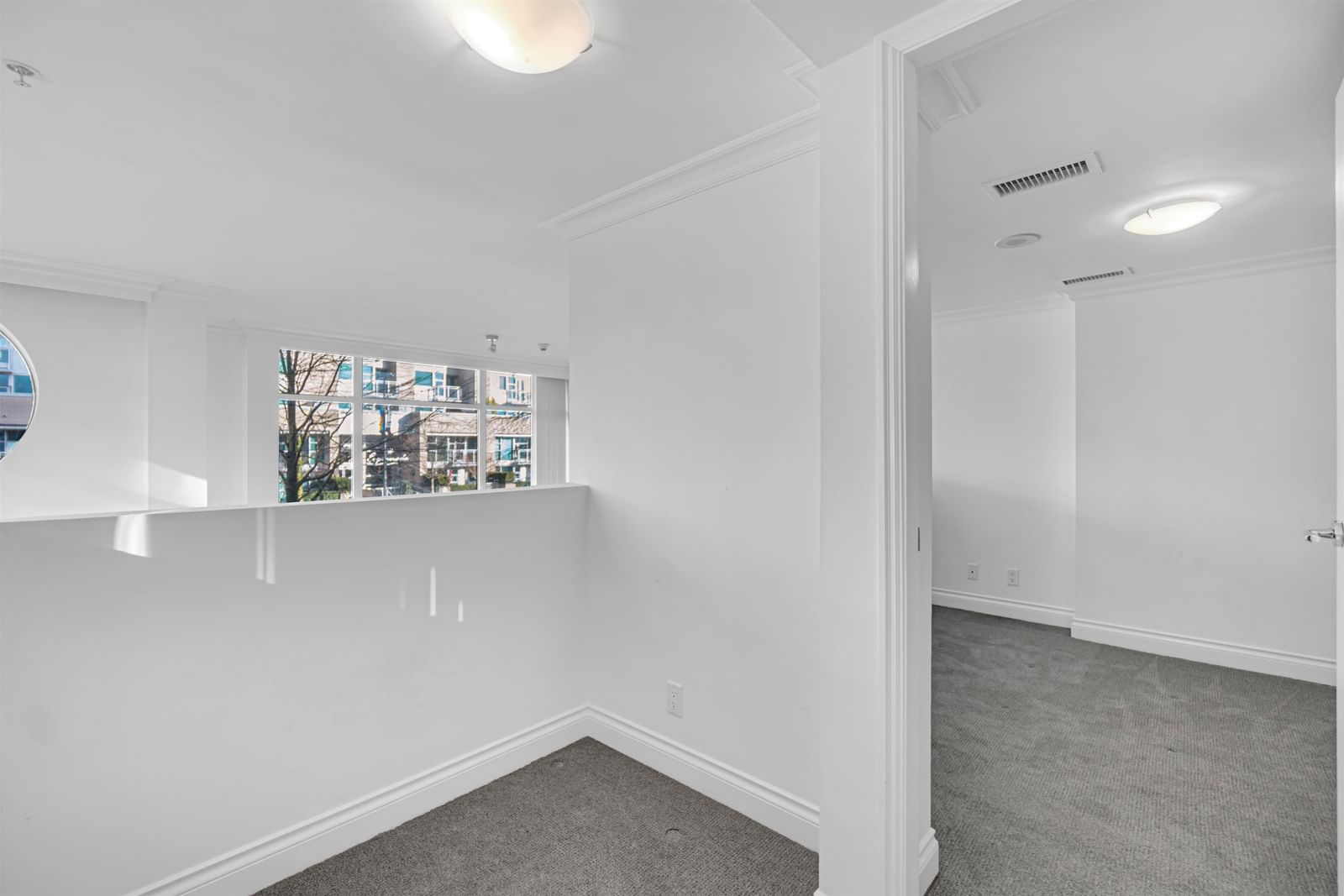 Listing Image 30