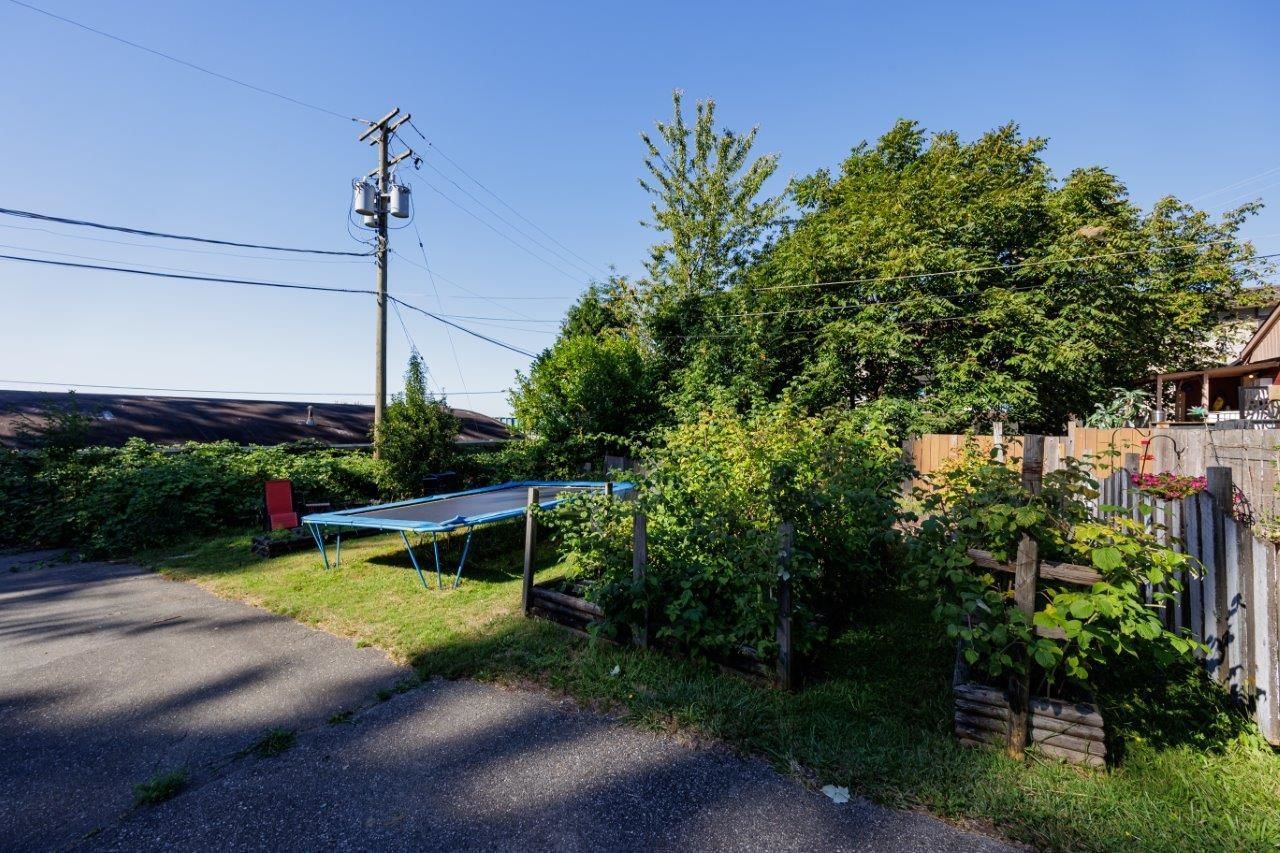 Listing Image 22
