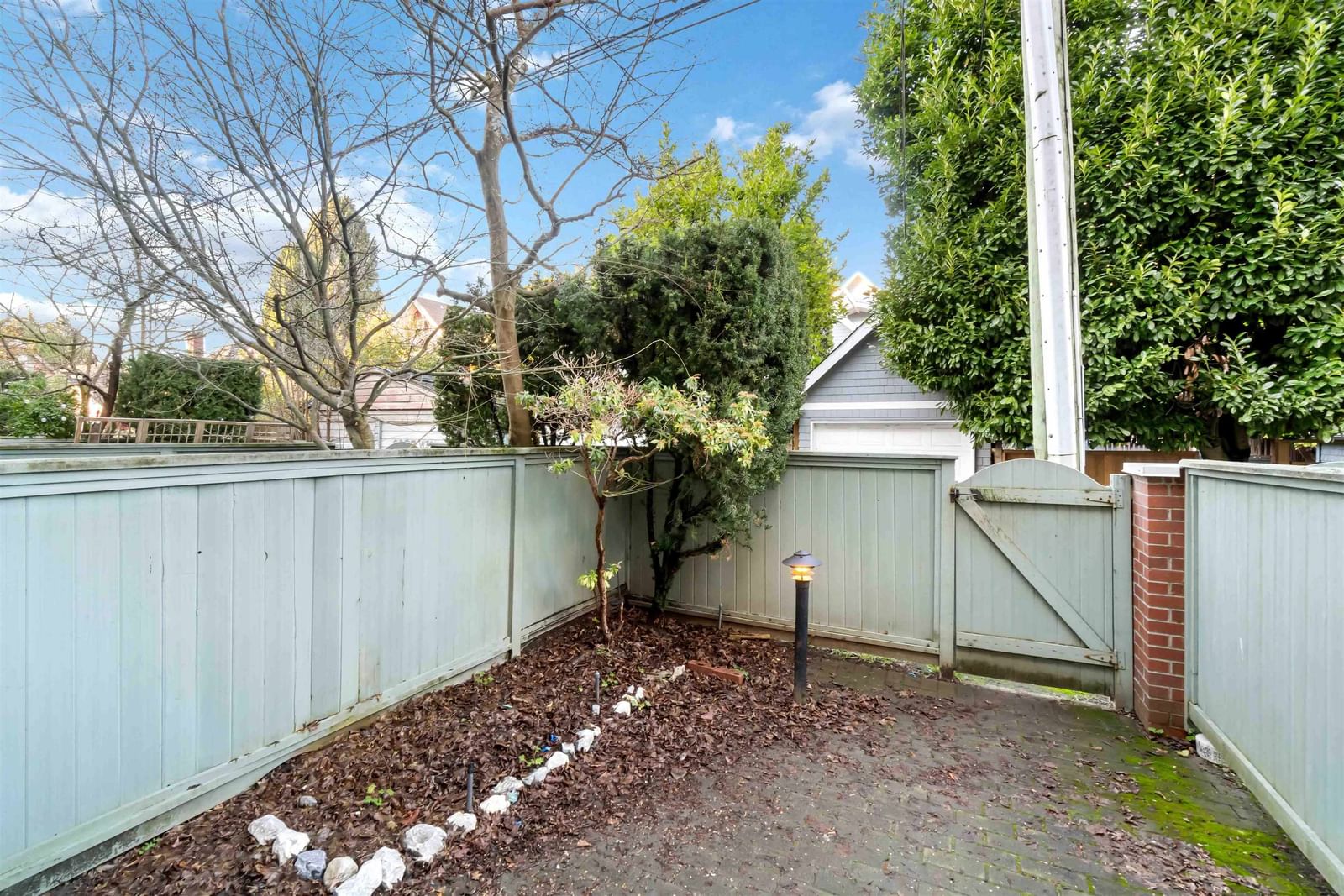 Listing Image 20