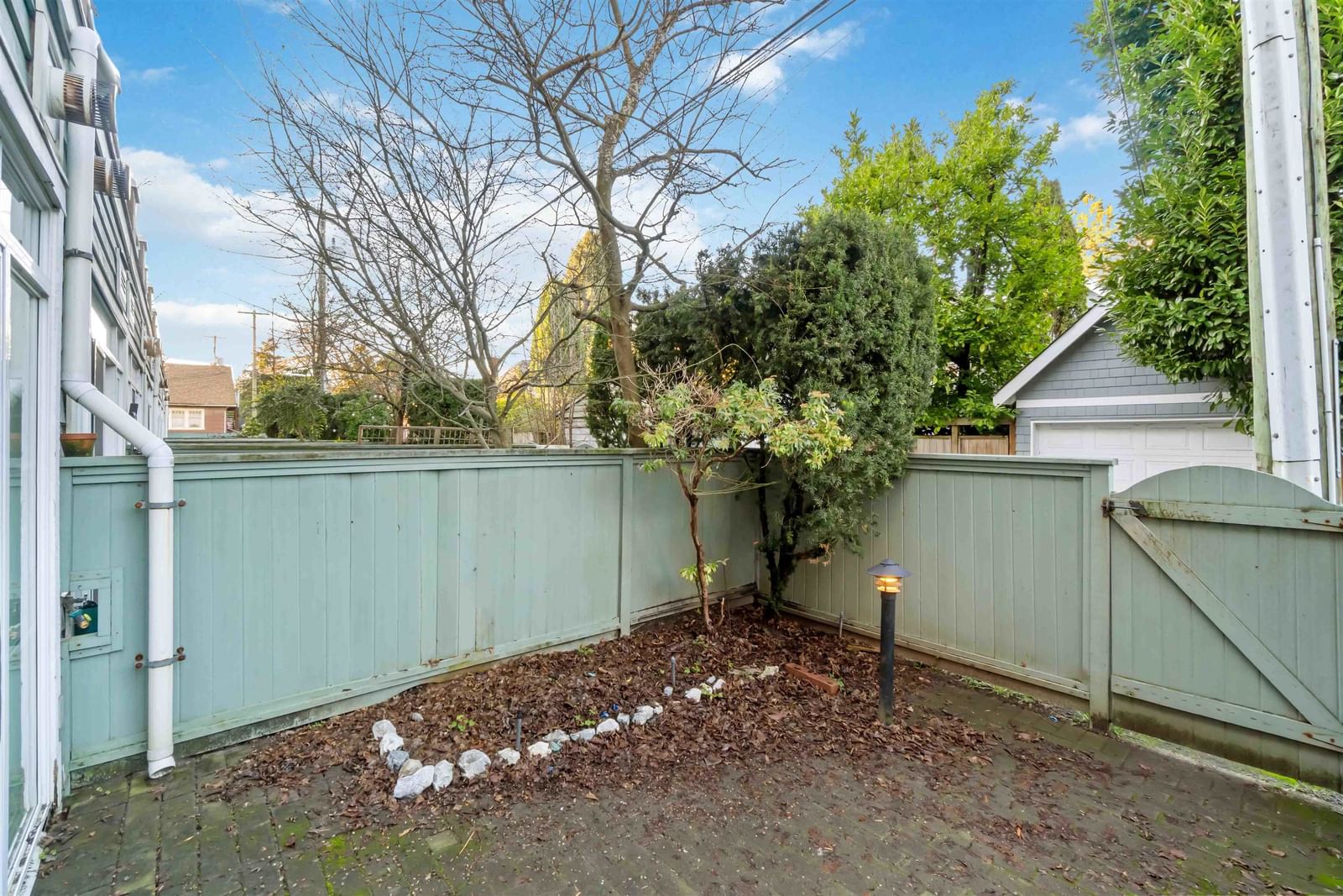 Listing Image 22