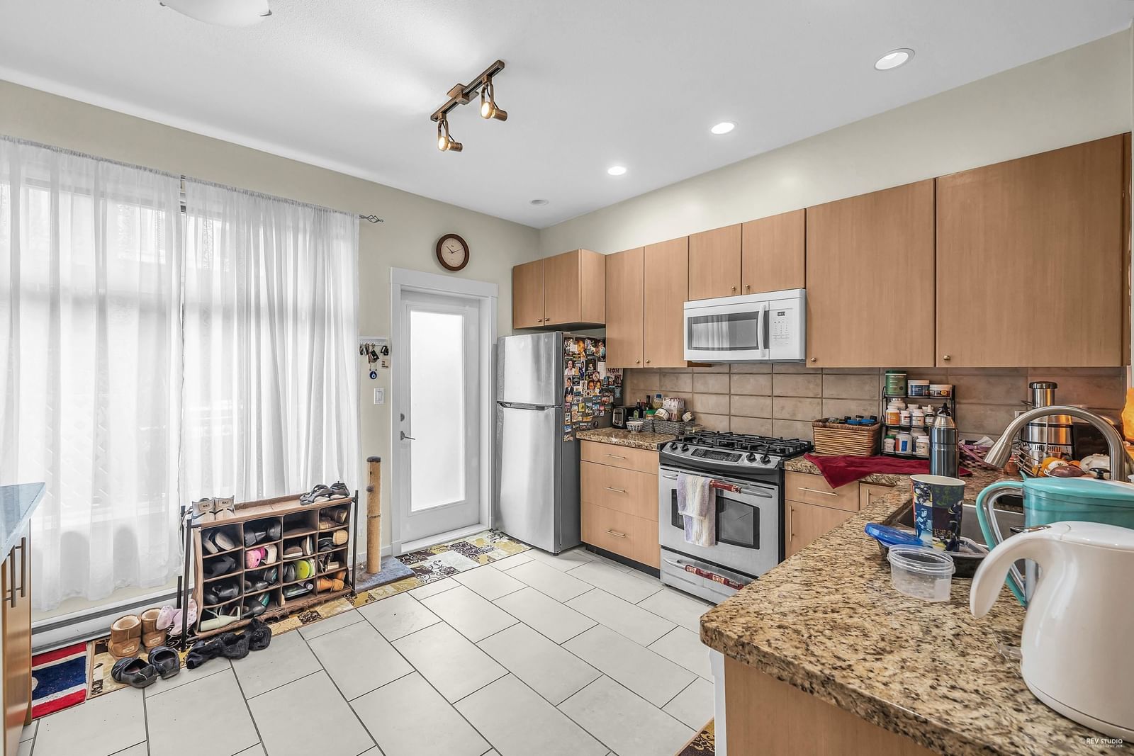 Listing Image 14
