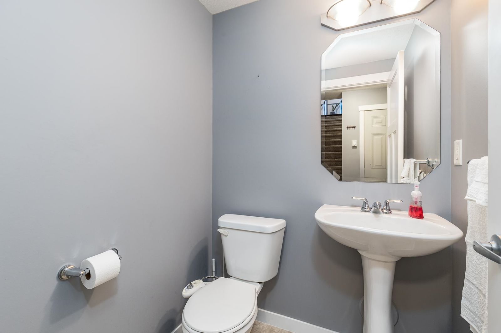 Listing Image 19