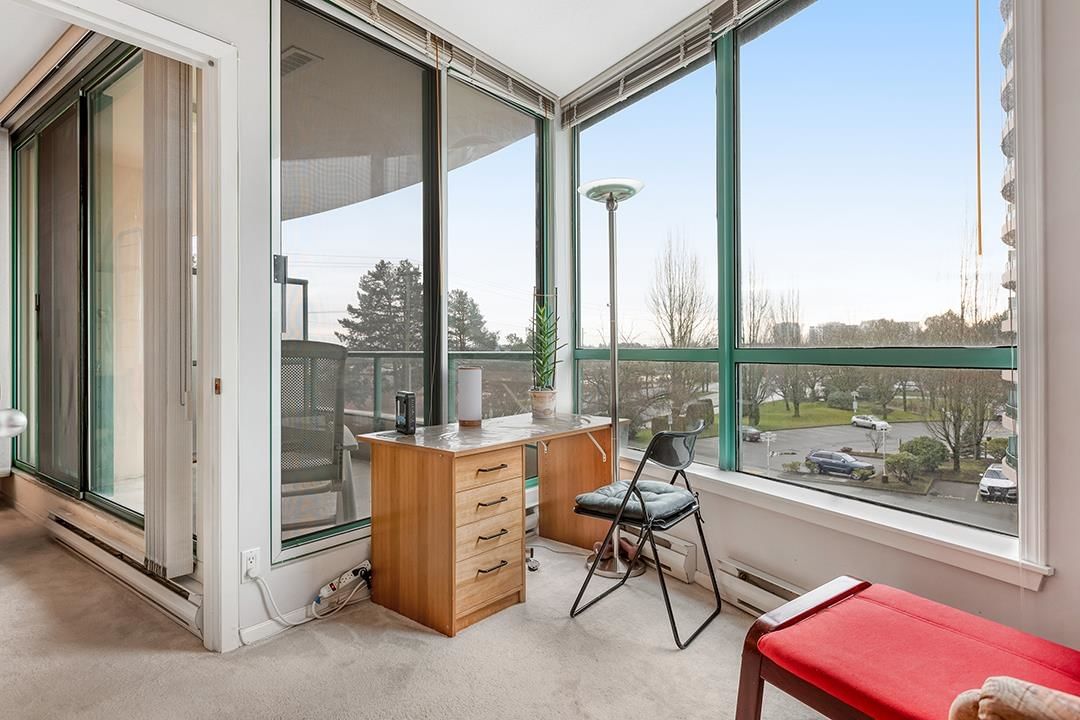 Listing Image 5