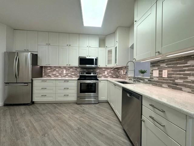 Listing Image 9