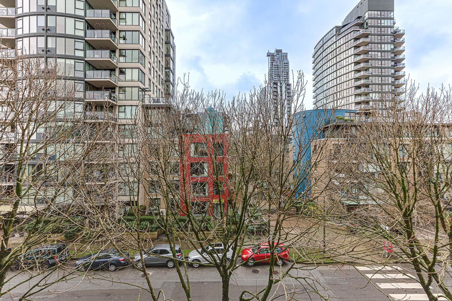 Listing Image 32