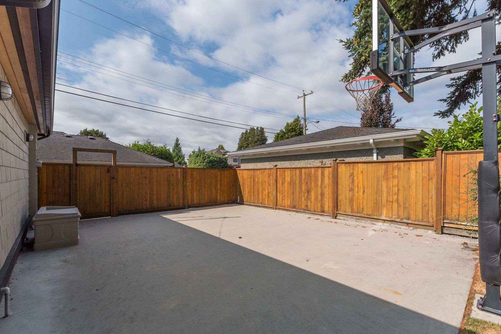 Listing Image 39