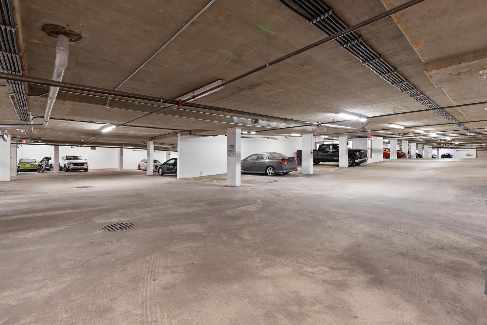 Listing Image 21