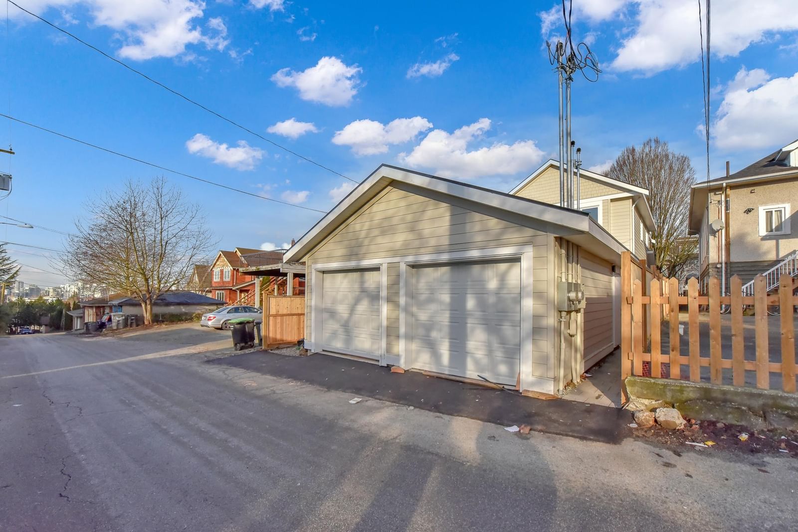 Listing Image 23