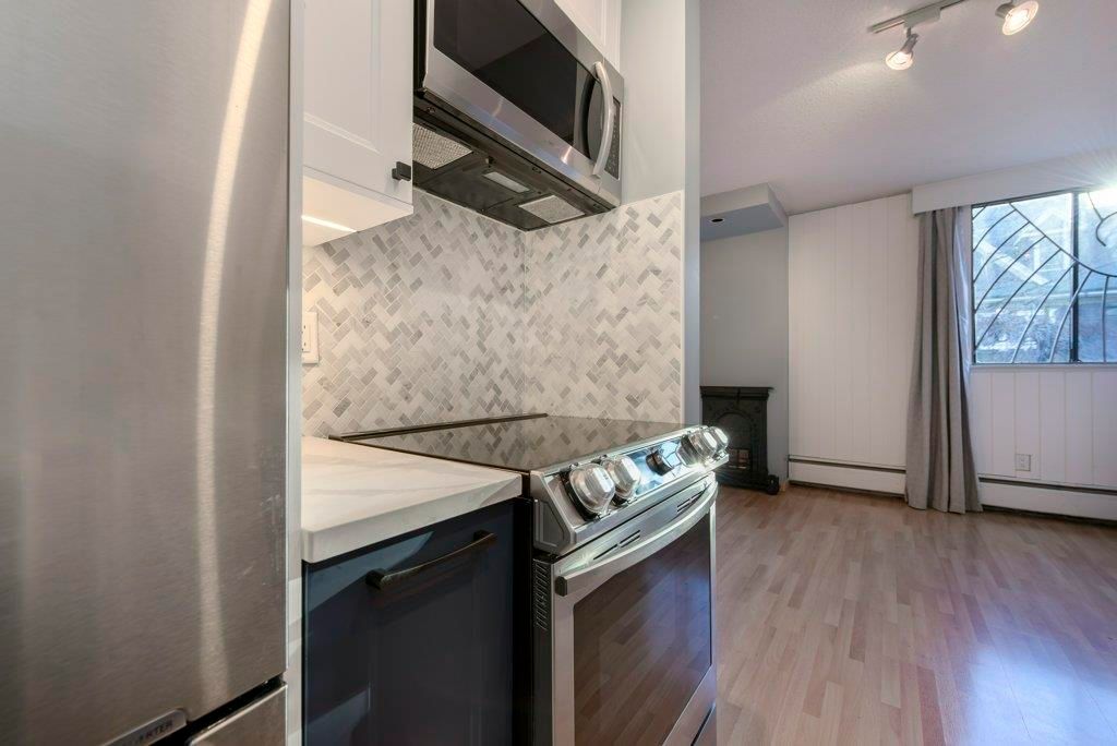 Listing Image 19