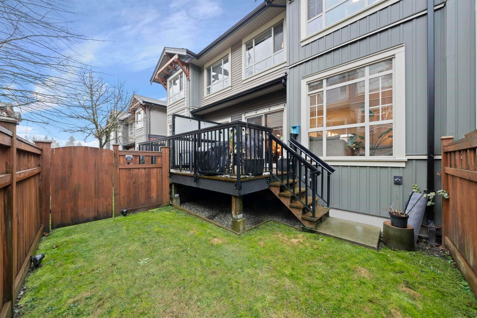 Listing Image 17