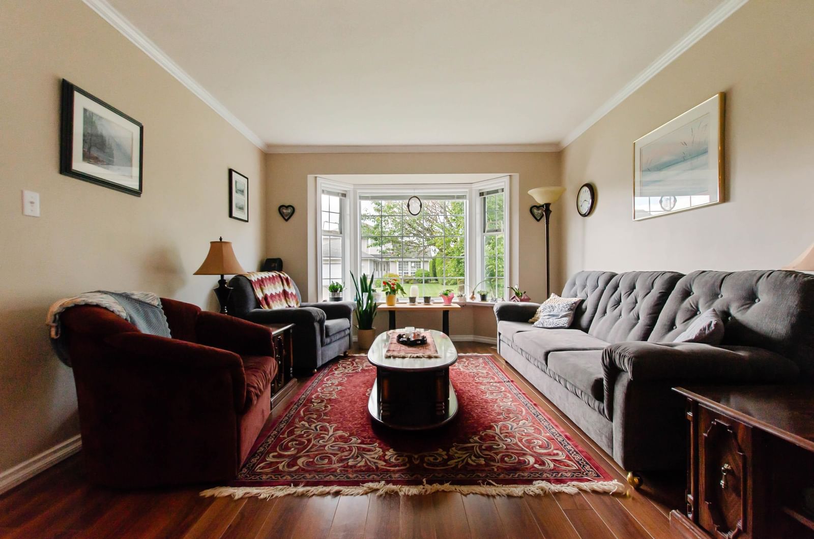 Listing Image 5
